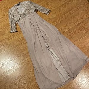 NEW -Jessica Howard Champagne 2 piece dress